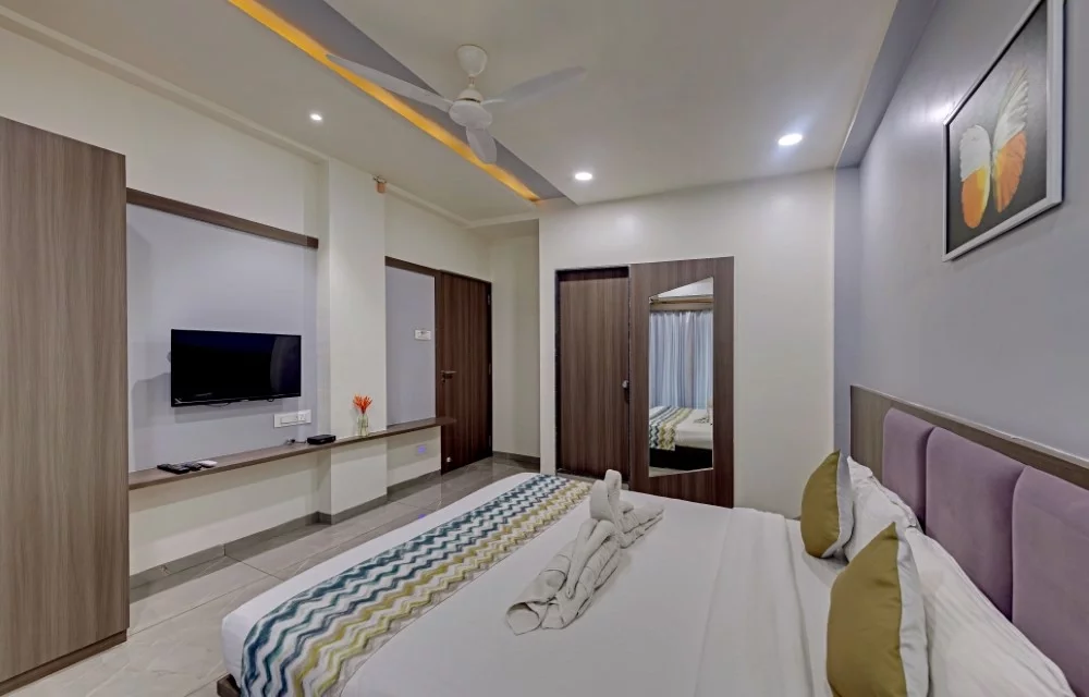 Standard Deluxe Room Stay Experience in Ekta Nagar Kevadia